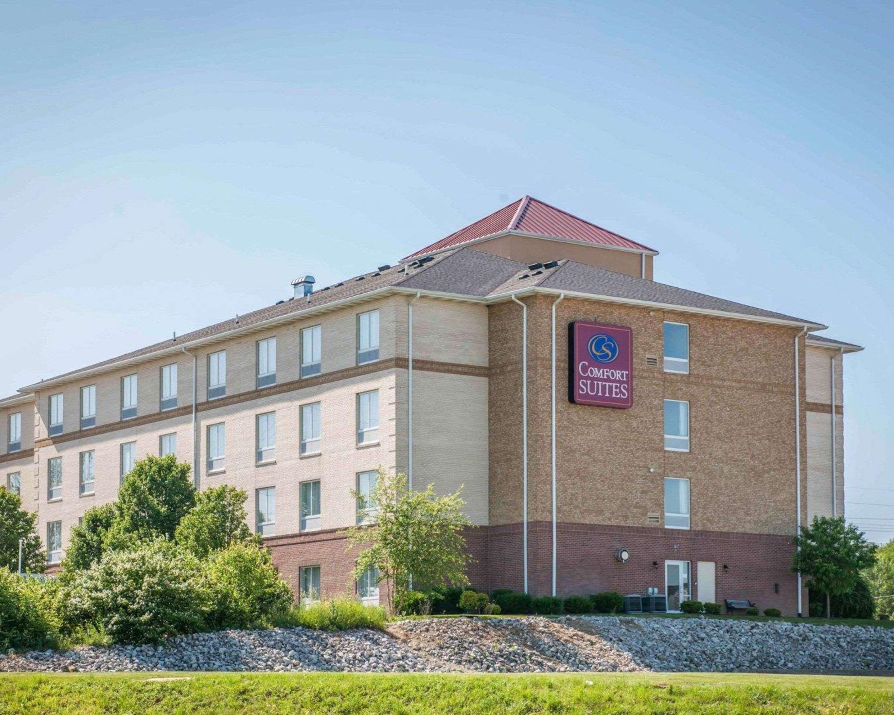 Comfort Suites Southport Exterior photo