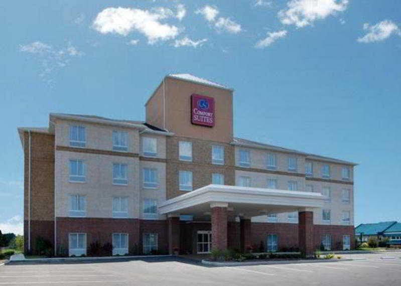 Comfort Suites Southport Exterior photo